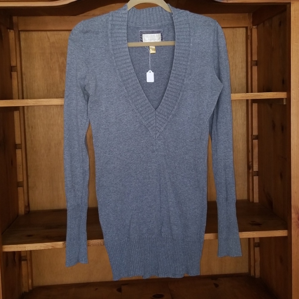 American Eagle Gray Sweater